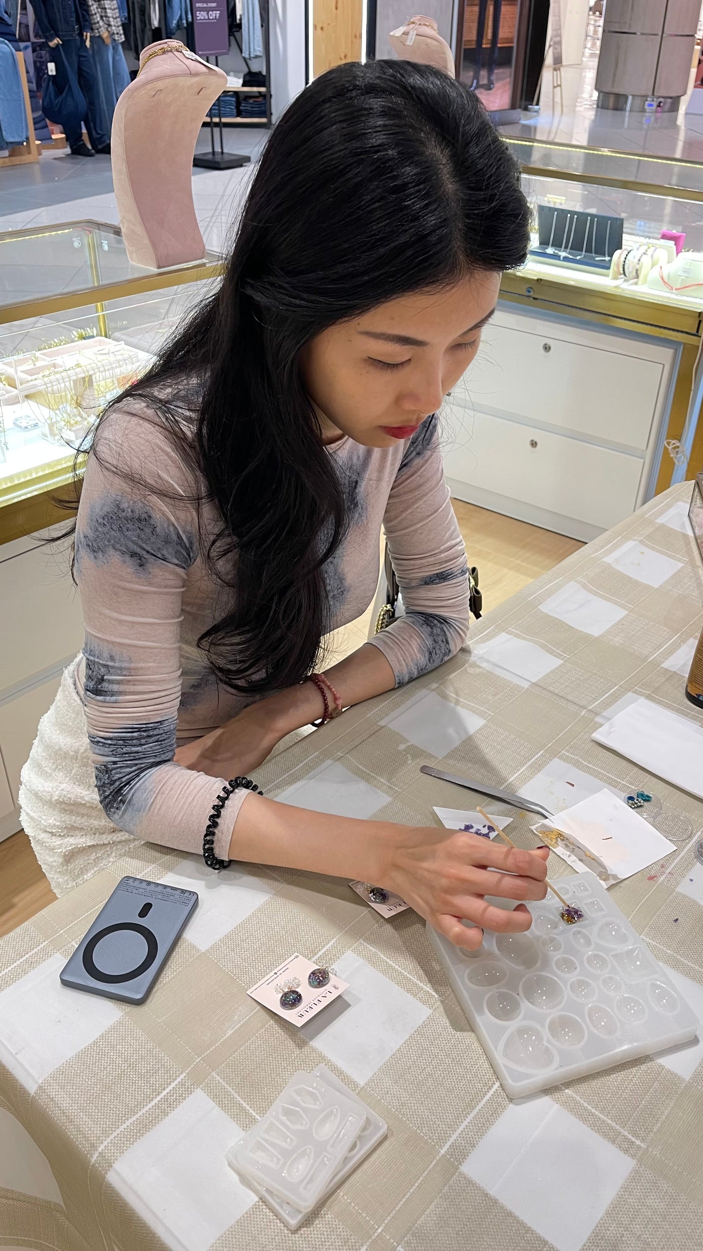 Resin Jewellery Making Workshop