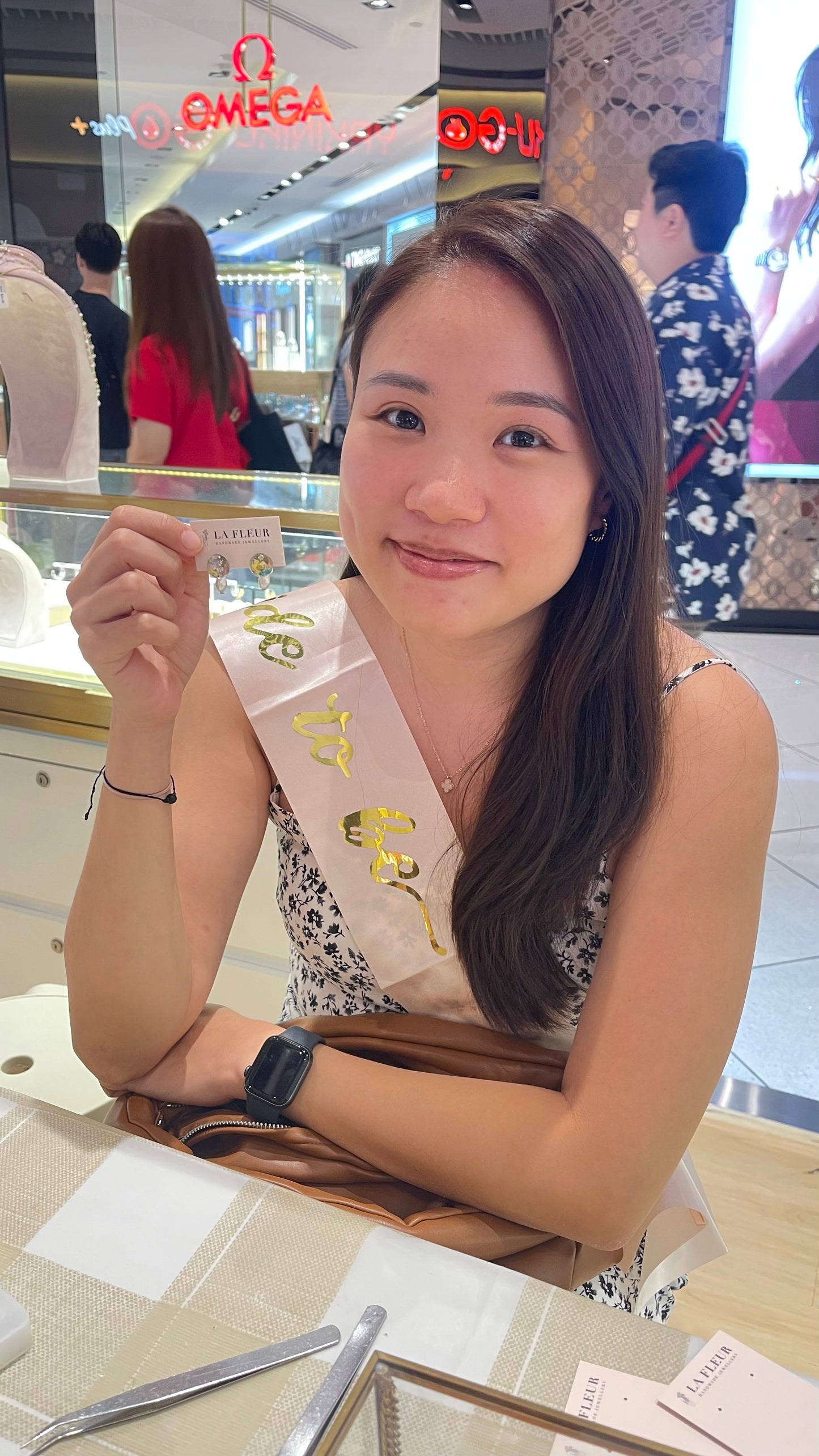 Resin Jewellery Making Workshop